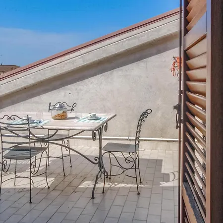 Apartment Stunning In Trodica Di Morrovalle